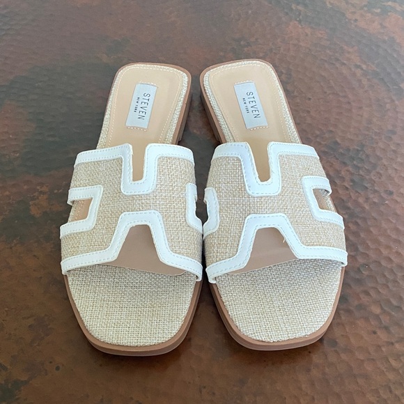 Steve Madden Beige and White Women's Sandals - Picture 3 of 4